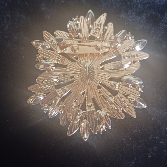 Blue Rhinestone Blingy Brooch - Picture 2 of 4